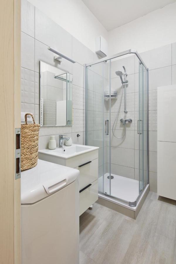Prague Days - Stylish Apartment - Trendy Neighborhood المظهر الخارجي الصورة
